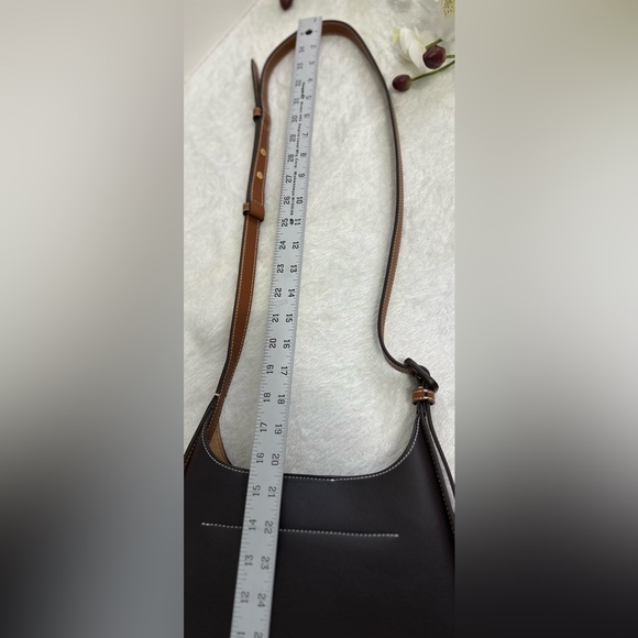 Tory Burch Brown and Tan Shoulder Bag with Gold Emblem🤎 - Picture 14 of 15